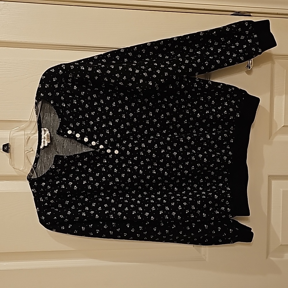 Cathy Daniel's Button Front Top
